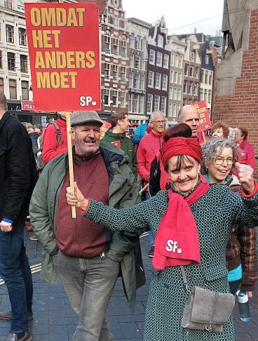 https://nieuwegein.sp.nl/nieuws/2023/02/sp-nieuwegein-bij-volksprotest-in-amsterdam